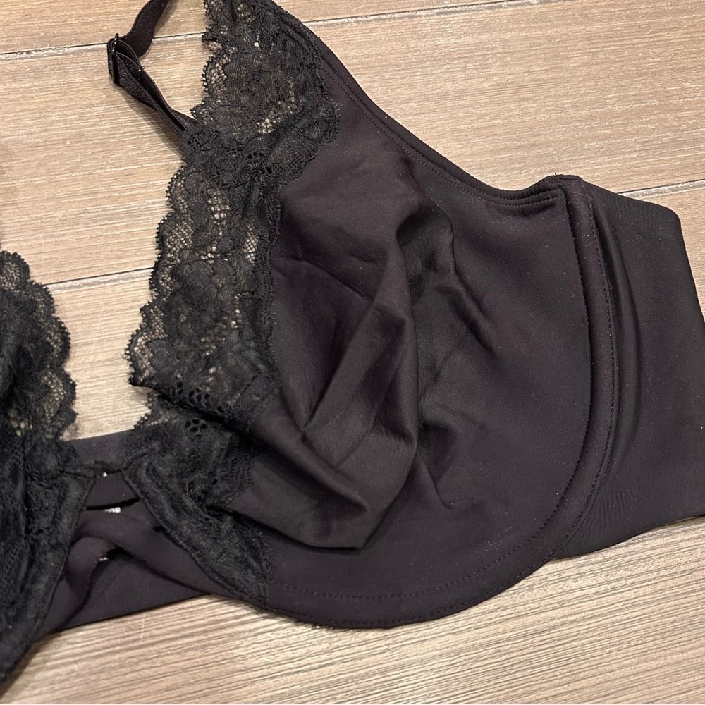 Soma Lace Trim Plunge Bra - Picture 2 of 7